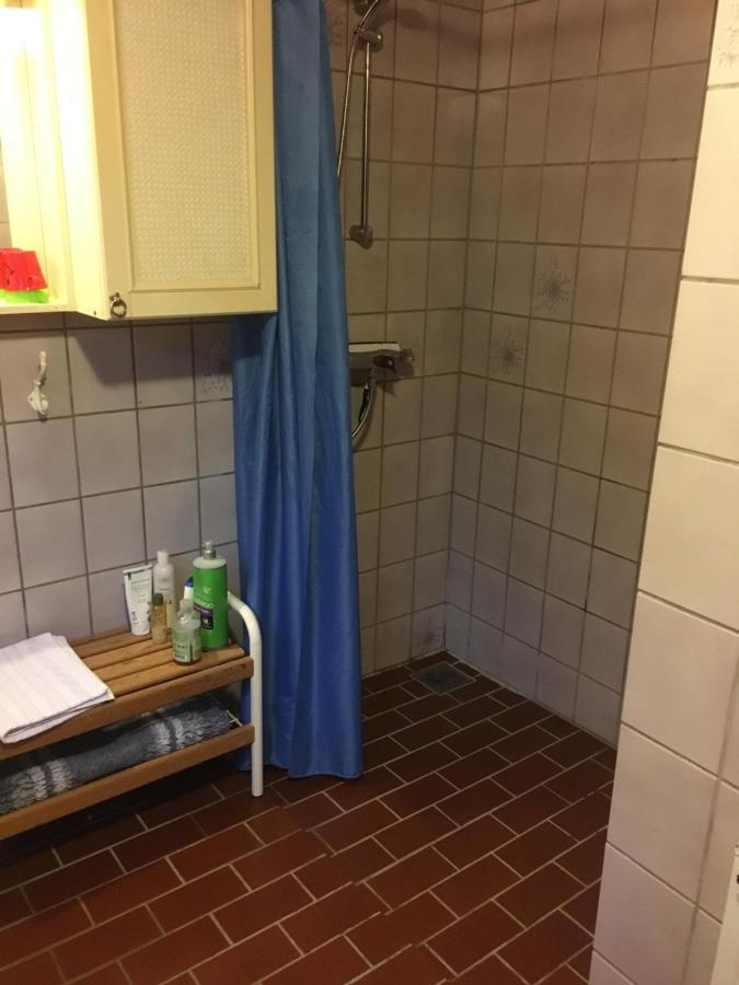 Roligt Centralt Beliggende Lejlighed I Tórshavn Exteriör bild